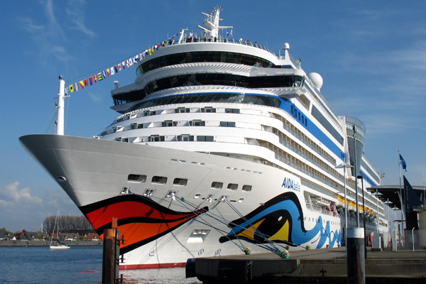 AIDA Kreuzfahrt ab Warnemünde - WMNDE.de