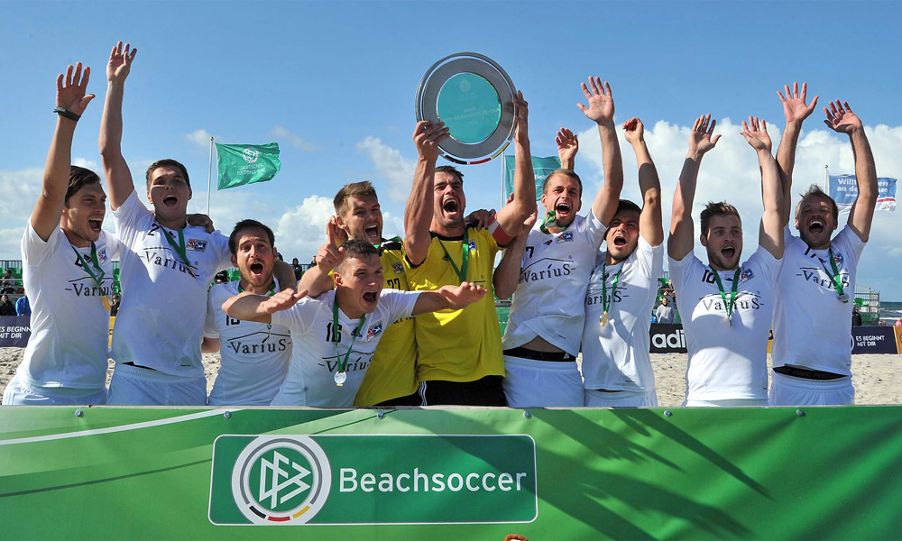 Sieger des DFB-Beachsoccer-Cups 2014 in Warnemünde: Beach Soccer Team Chemnitz. Foto: Joachim Kloock