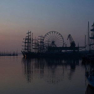 Morgenstunden im Stadthafen Rostock zur 24. Hanse Sail 2014. Foto: Jens Schröder