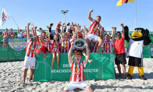 Beachsoccer: Beach Royals Düsseldorf verteidigen Meistertitel in Warnemünde
