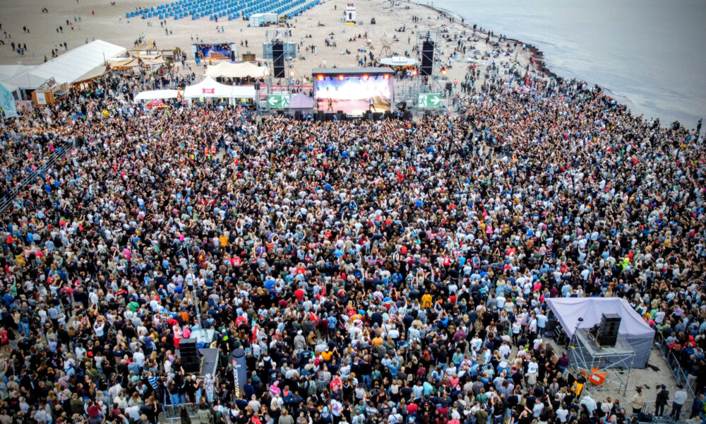 Marteria-Konzert am Strand von Warnemünde