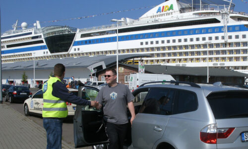 Kreuzfahrt-Parken Warnemünde